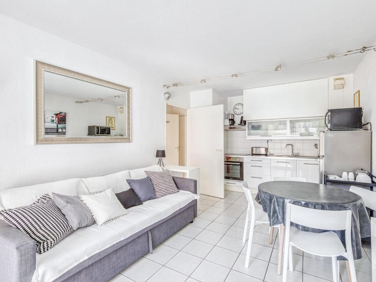 Apartment Le Cesaree-5 By Interhome Frejus Exterior photo