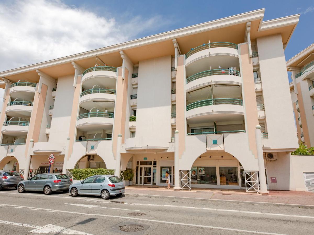 Apartment Le Cesaree-5 By Interhome Frejus Exterior photo